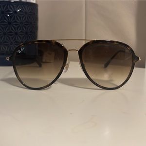 Ray- Ban RB4253 Sunglasses